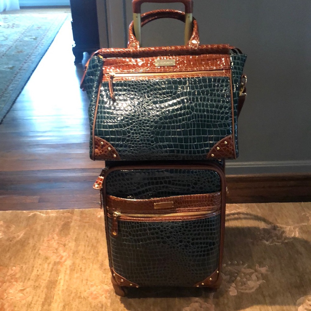 Samantha Brown Croc Embossed Luggage Set